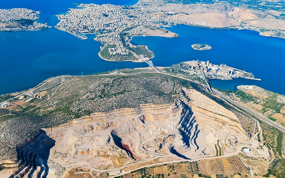 οι-κυνηγοί-τοποθεσιών-ψηφίζουν-ελλ-561460597