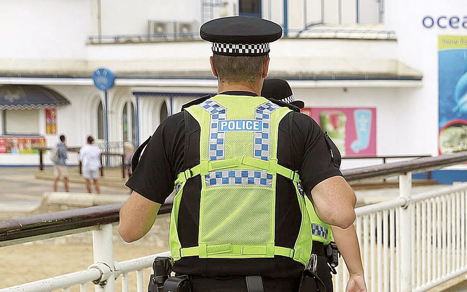 βρετανία-συναγερμός-στο-πλίμουθ-μετά-561465115