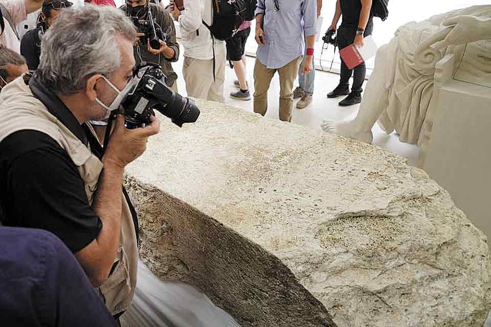 Ματιές στον κόσμο-2