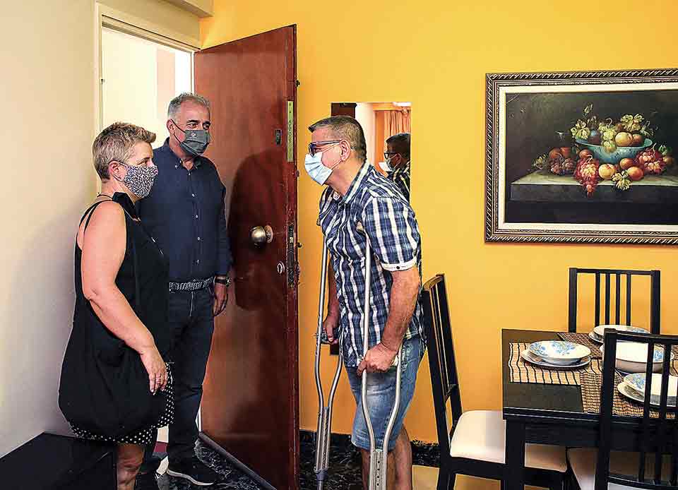 Κανείς μόνος στο σπίτι ή στον δρόμο-1