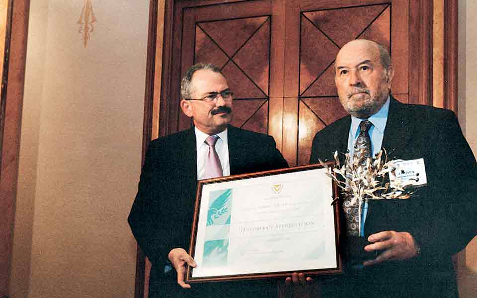 Αεροπορικές μεταφορές: Από την 11η Σεπτεμβρίου στην COVID-19-1