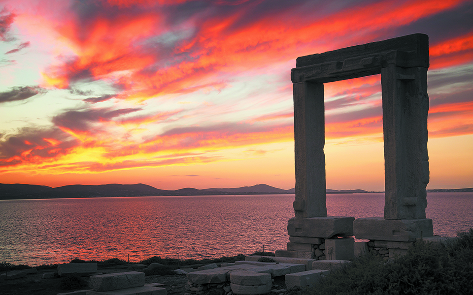 ενώνοντας-το-ρεμπέτικο-με-τον-ρεμπώ-561459913