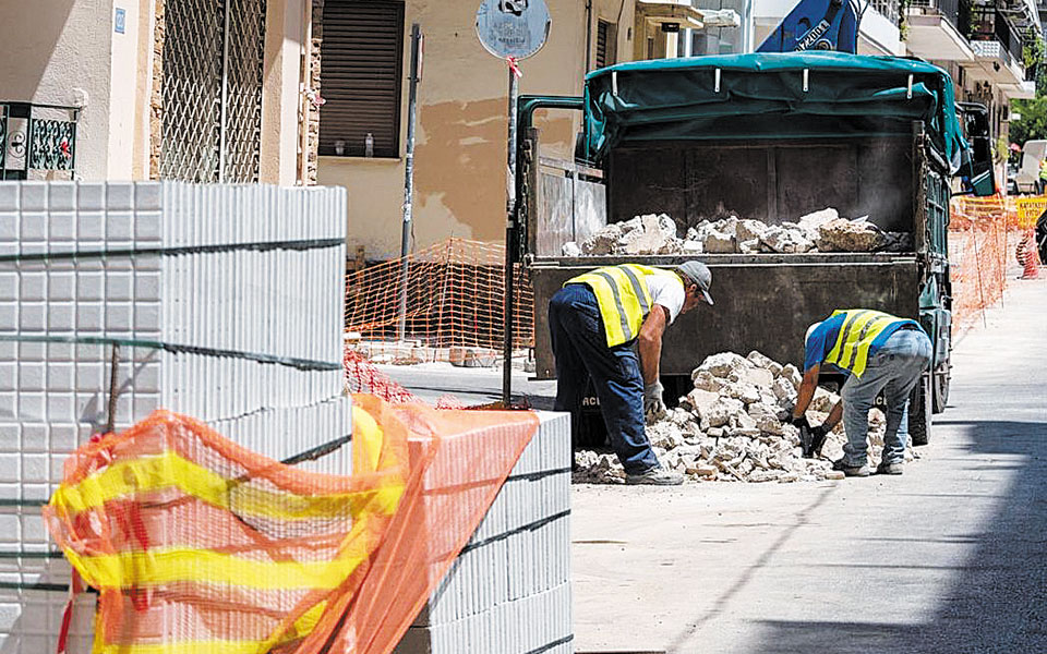 έναρξη-εργασιών-στα-πεζοδρόμια-της-αθ-561456454