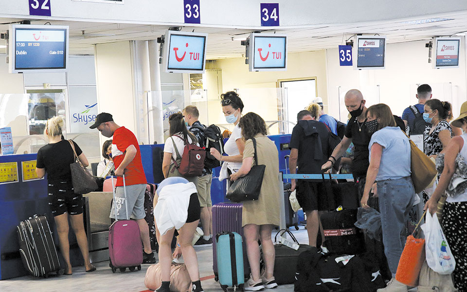 τουρισμός-μεγάλη-αύξηση-πτήσεων-προς-561456949