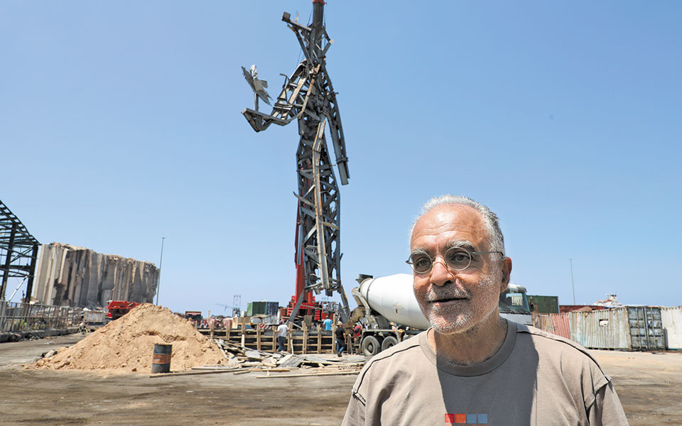 ένας-γίγαντας-στη-βηρυτό-561458062