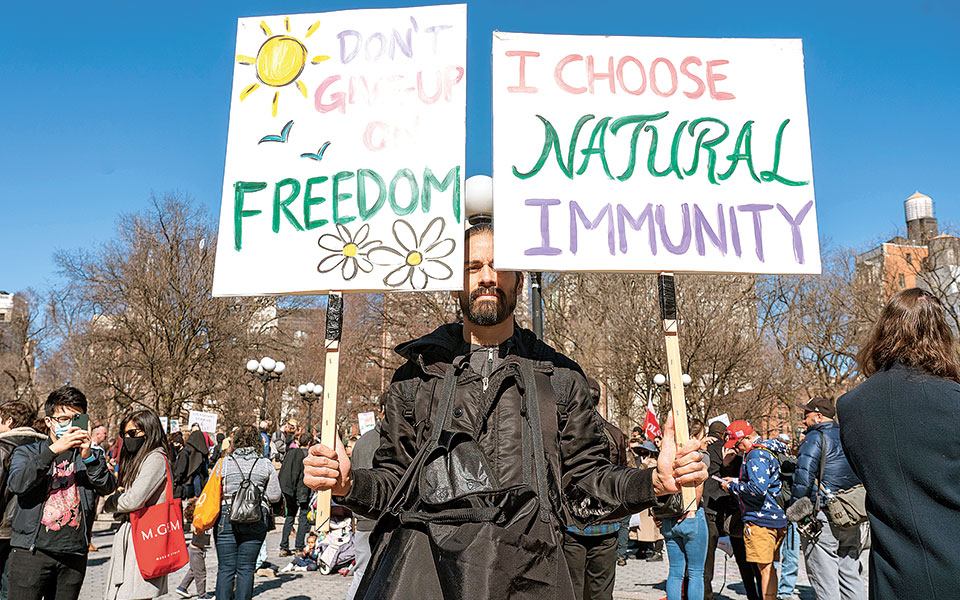 ντικ-φάρελ-τραμπισμός-αντιεμβολιασμ-561462949