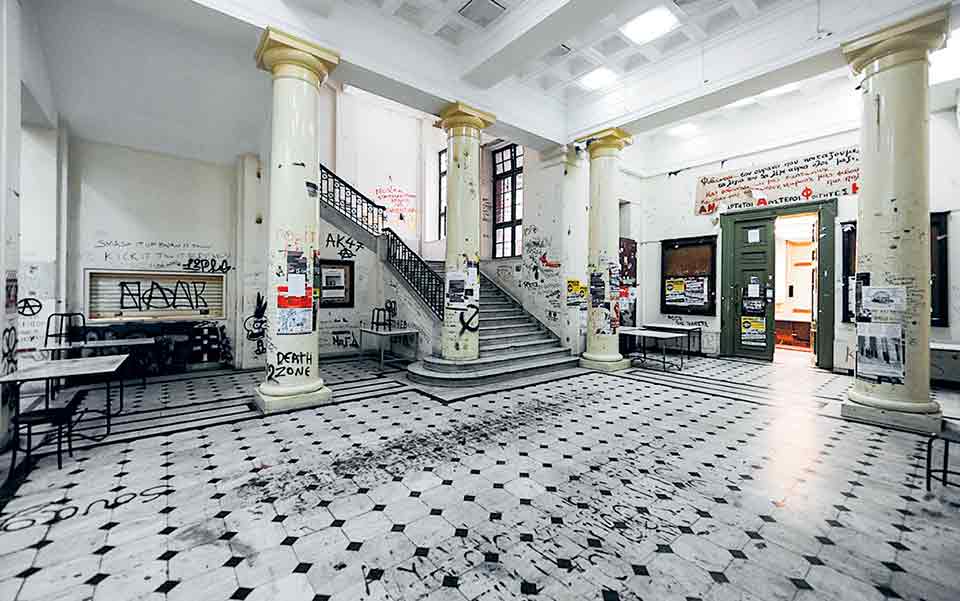 Το πολύπαθο κτίριο Γκίνη γυρίζει ιστορική σελίδα-1