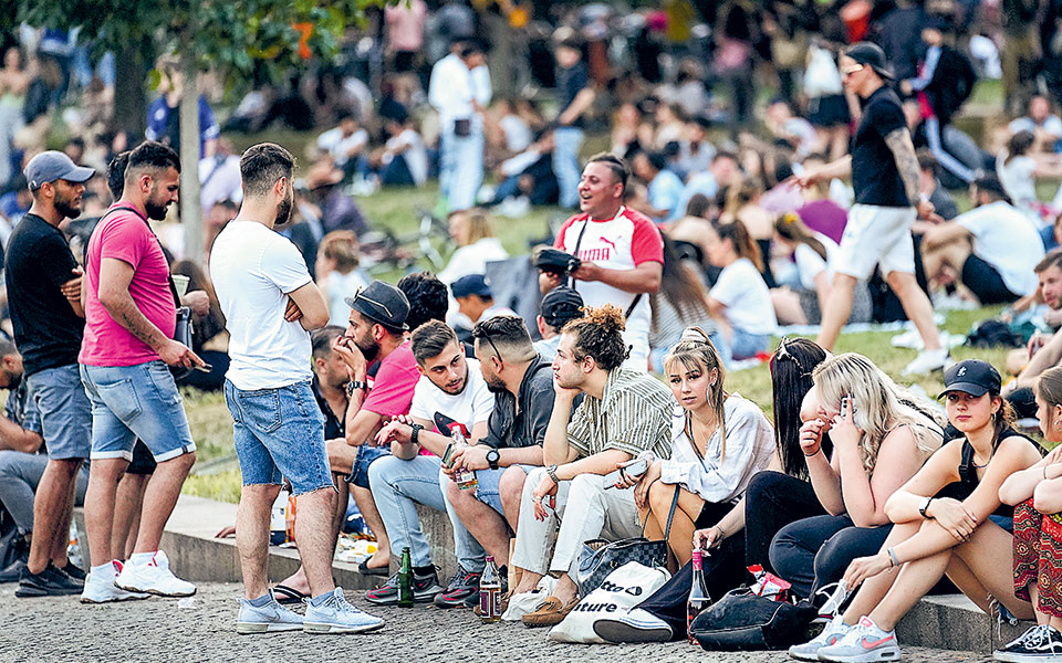 πώς-ξενυχτάει-το-βερολίνο-561468109