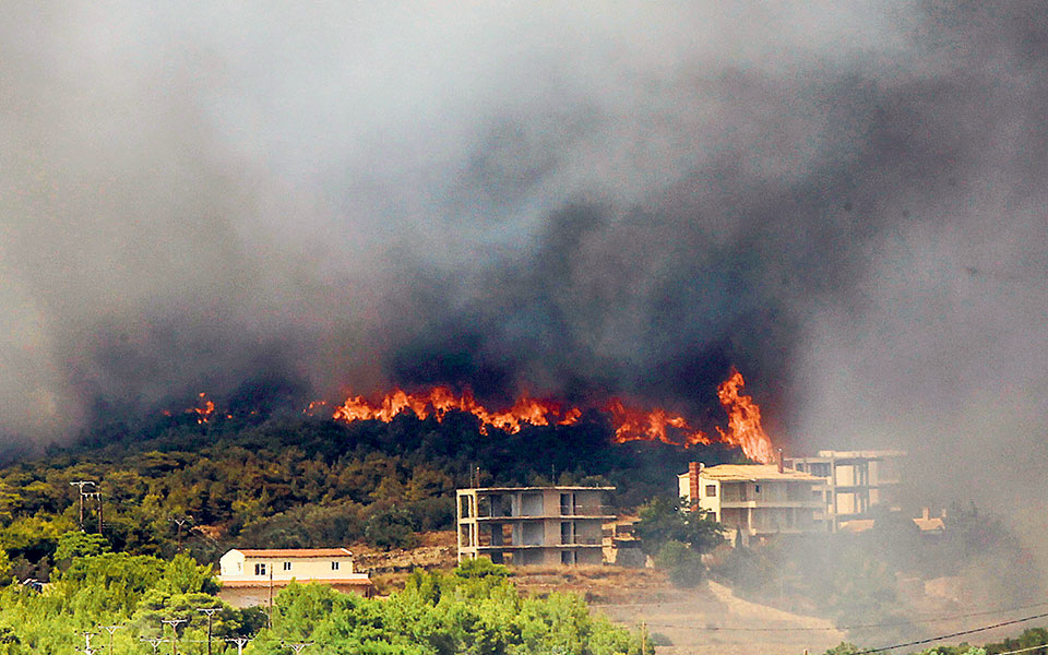 φωτιές-καταγγελίες-για-εμπρησμό-σε-κε-561467674