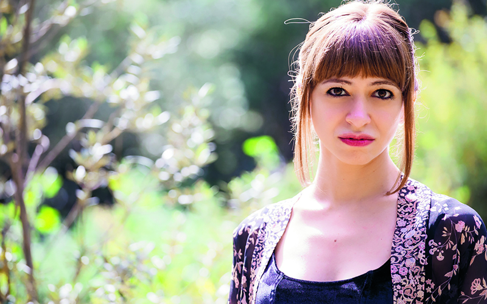 ενα-εικοσιτετράωρο-με-τη-δημοσιογράφ-561471034