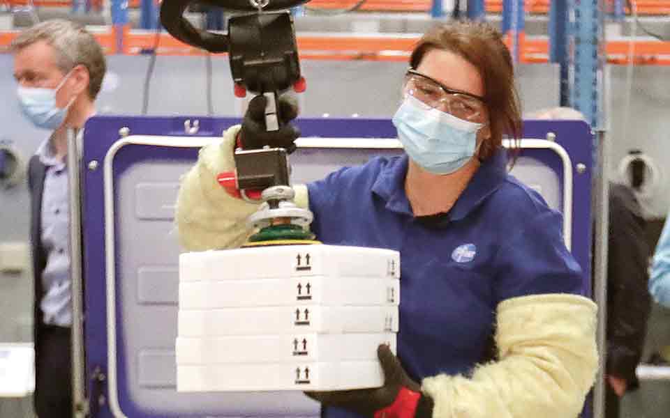 προετοιμάζονται-για-την-επόμενη-πανδ-561470617