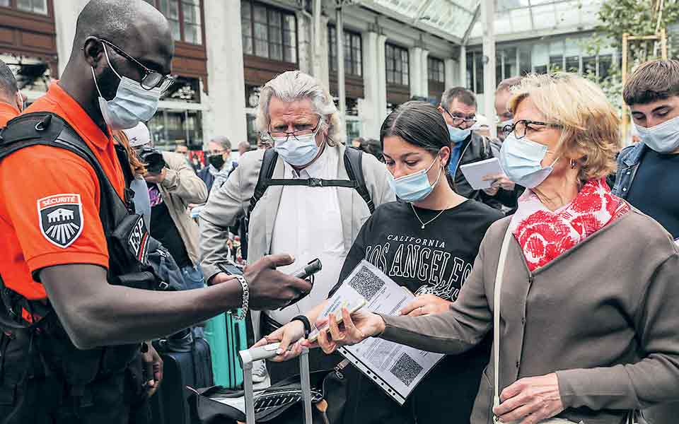 εγκλημα-στα-χρόνια-της-πανδημίας-561471961
