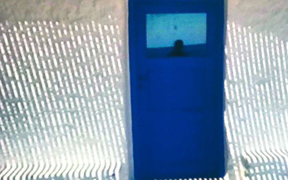 Η καλοκαιρινή ομορφιά βρίσκει στέγη στην ιστορική Λέσχη Ανδρίων-3