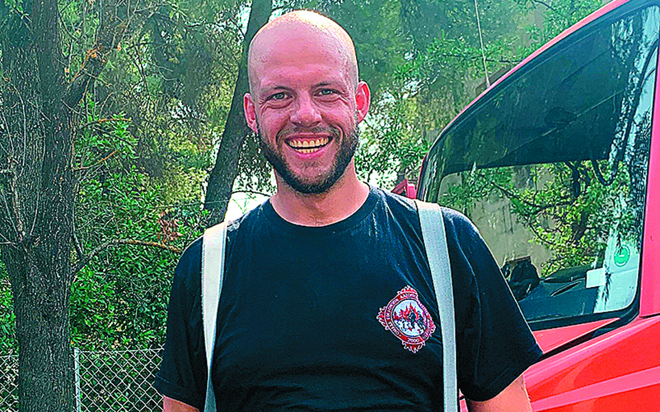 «Οι φωτιές ήταν πρωτόγνωρες»: Εθελοντής πυροσβέστης μιλάει στην «Κ»-2