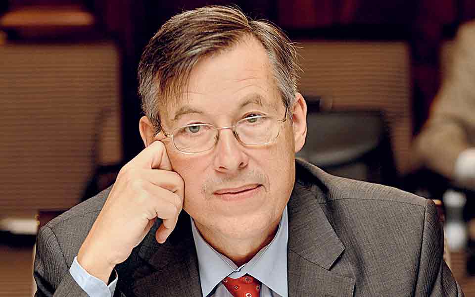 αποτυχία-τεραστίων-διαστάσεων-561472042