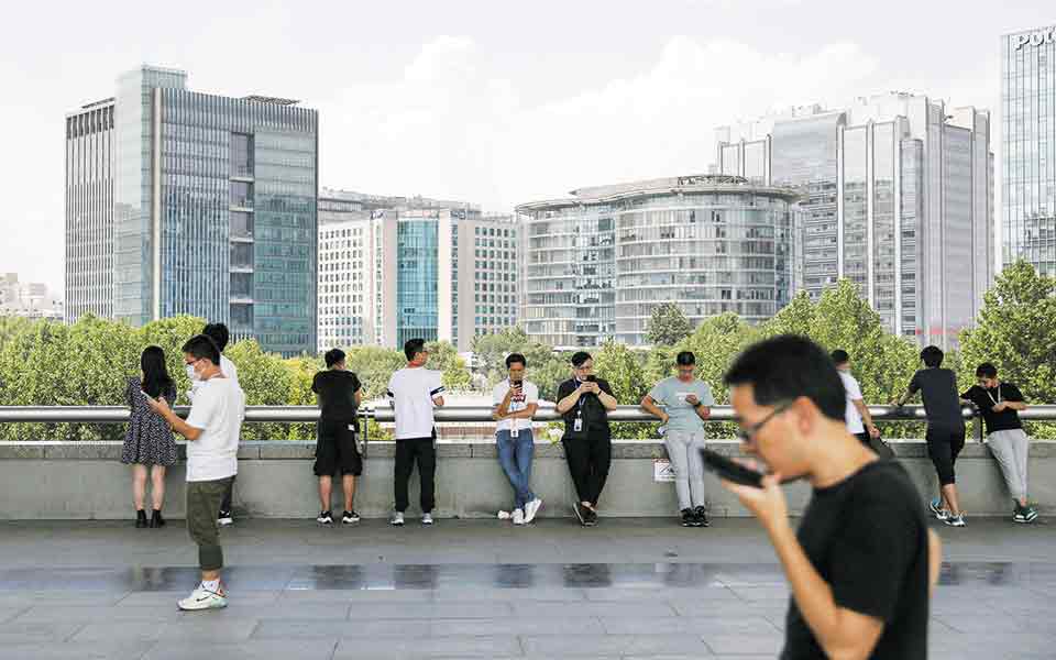 πώς-επέστρεψε-στο-πεκίνο-ο-γαλανός-ουρ-561473338