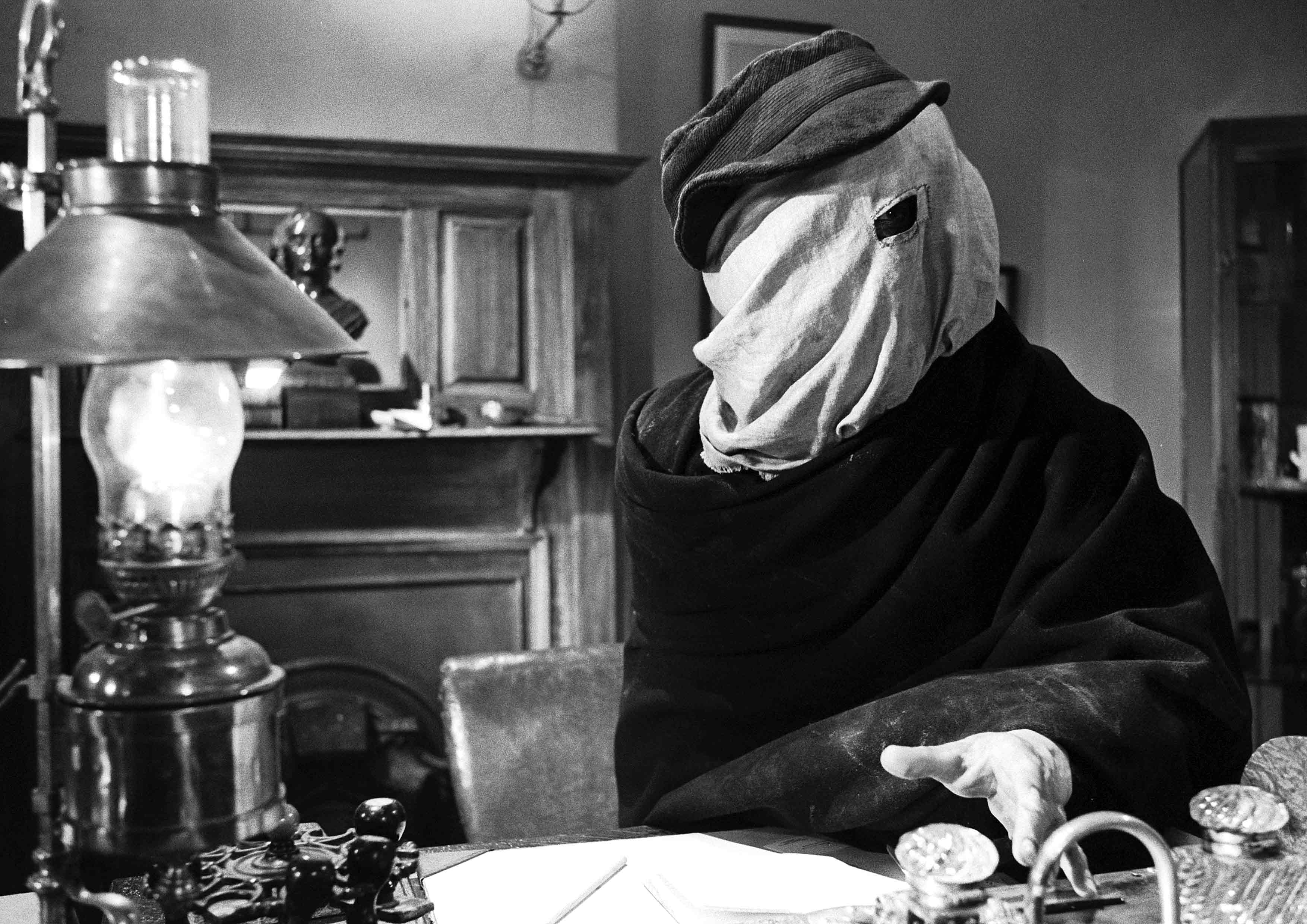 Νέες ταινίες: Από τον Αγιο στον αντιήρωα-5