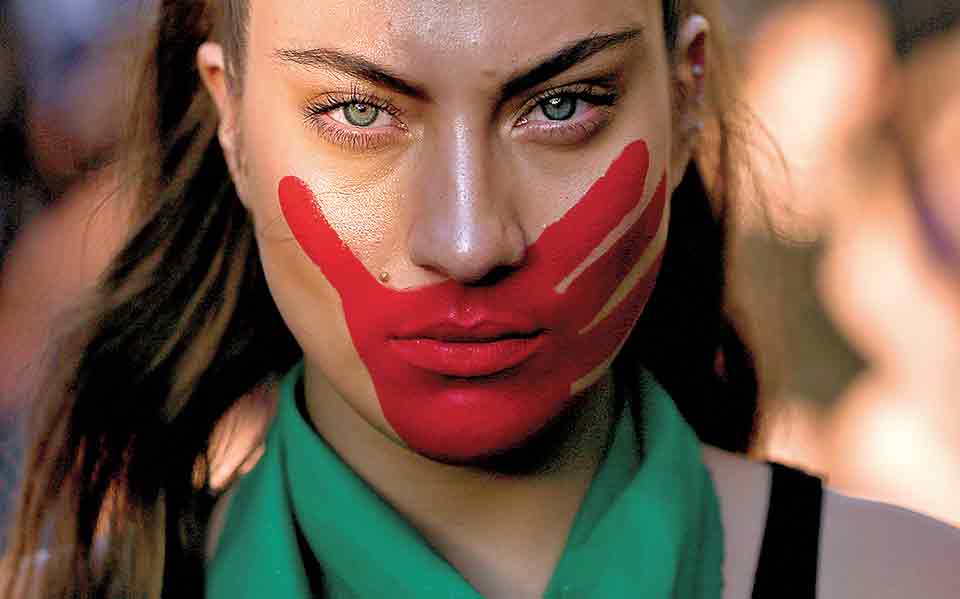 δεν-ήταν-βιασμός-αλλά-η-αρχή-πολλώ-561476833