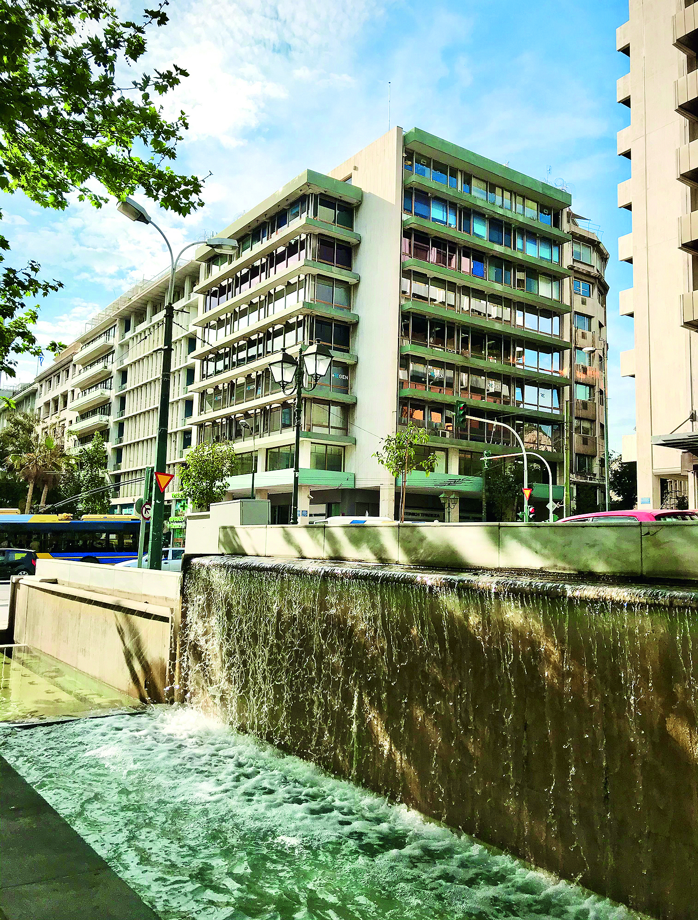 Η πλατεία Συντάγματος, η ιστορία και η πρόκληση του μέλλοντος-3