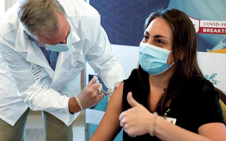 κορωνοϊός-απόδειξη-εμβολιασμού-ζητο-561477844