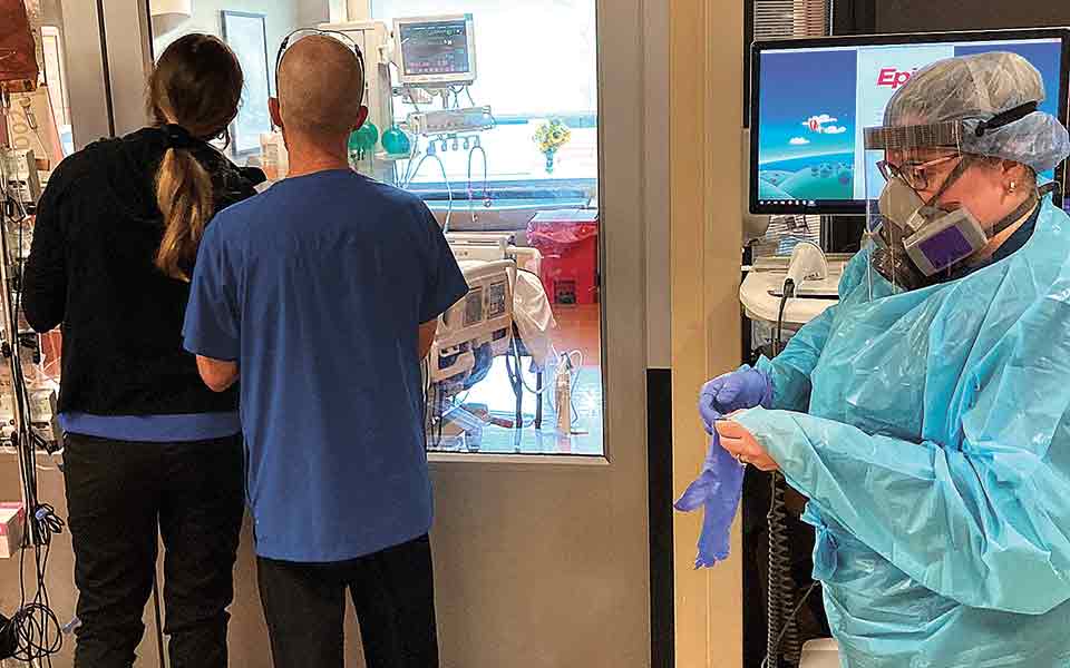 κορωνοϊός-ρεκόρ-νοσηλειών-στις-ηπα-λό-561477748