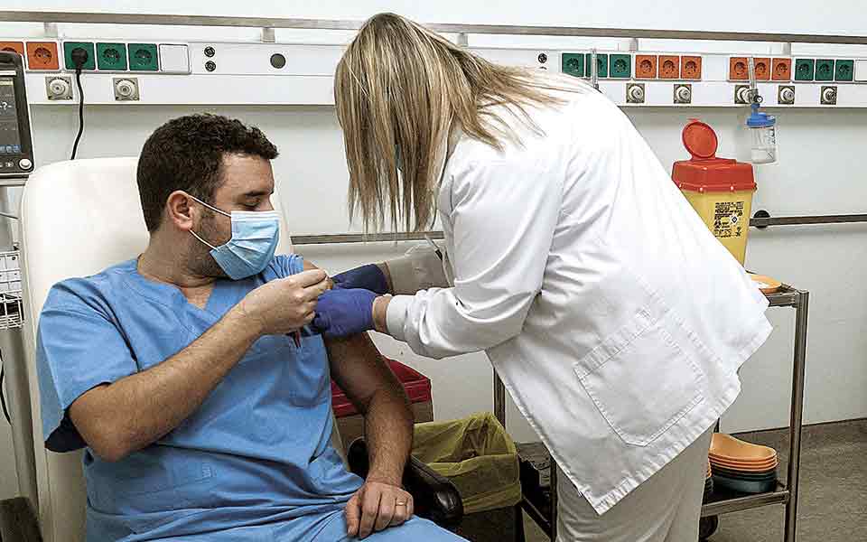 με-ειδικό-σήμα-οι-δομές-υγείας-561477766