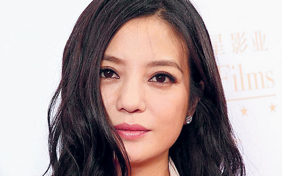 πρόσωπα-της-τρίτης-561480025