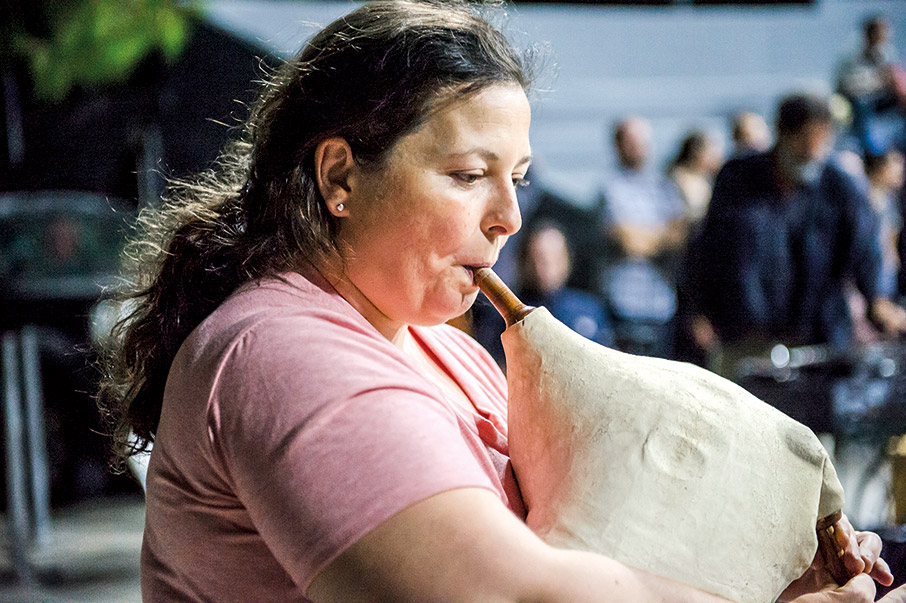 Η τσαμπούνα «τραγουδάει » ακόμη-3