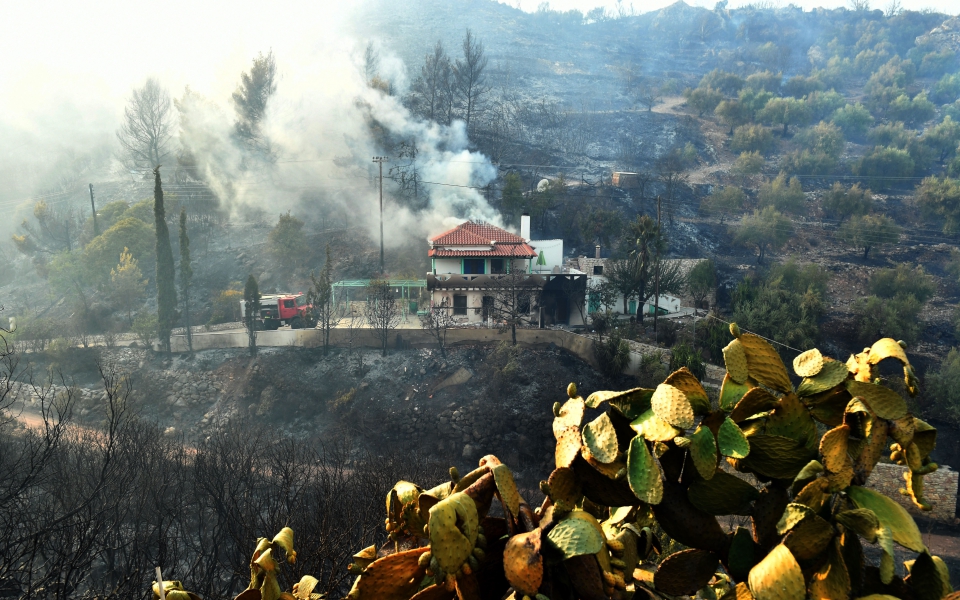 πύρινα-μέτωπα-καλύτερη-εικόνα-παρουσ-561456385