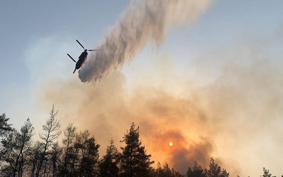 πυρκαγιές-δυσχεραίνουν-την-κατάστασ-561458863