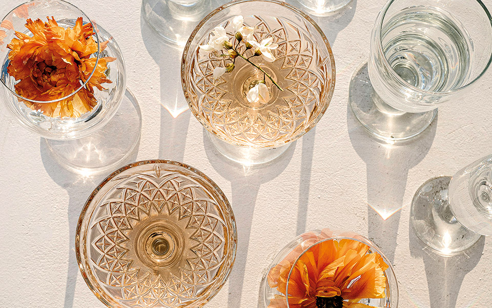 σαμπάνια-σημαίνει-γιορτή-561480598