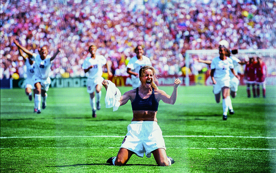 ποιος-αποφασίζει-τι-πρέπει-να-φοράει-μ-561461878