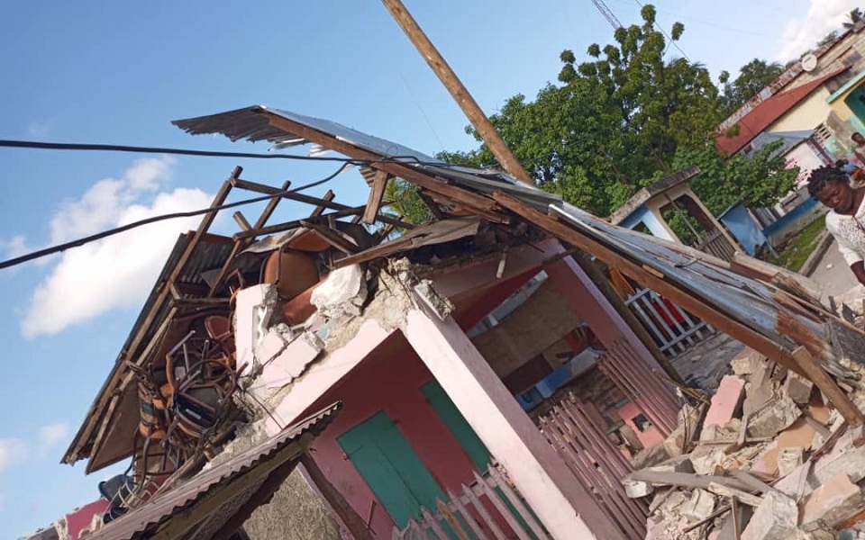 Αϊτή: Σεισμός 7,2 βαθμών, φόβοι για μεγάλο αριθμό νεκρών (εικόνες και βίντεο)-1