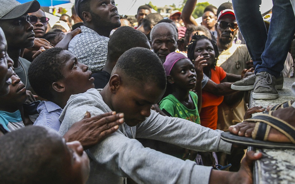 Αϊτή: Καταιγίδα και πλημμύρες, μετά τον σεισμό με 1.419 νεκρούς (εικόνες)-3