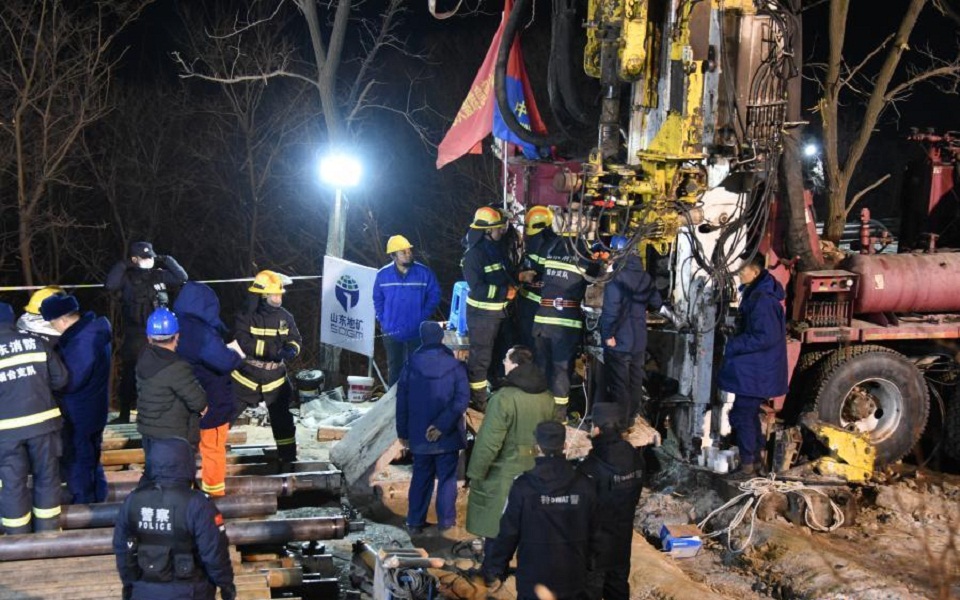 κίνα-ένας-νεκρός-και-19-ανθρακωρύχοι-εγ-561466867