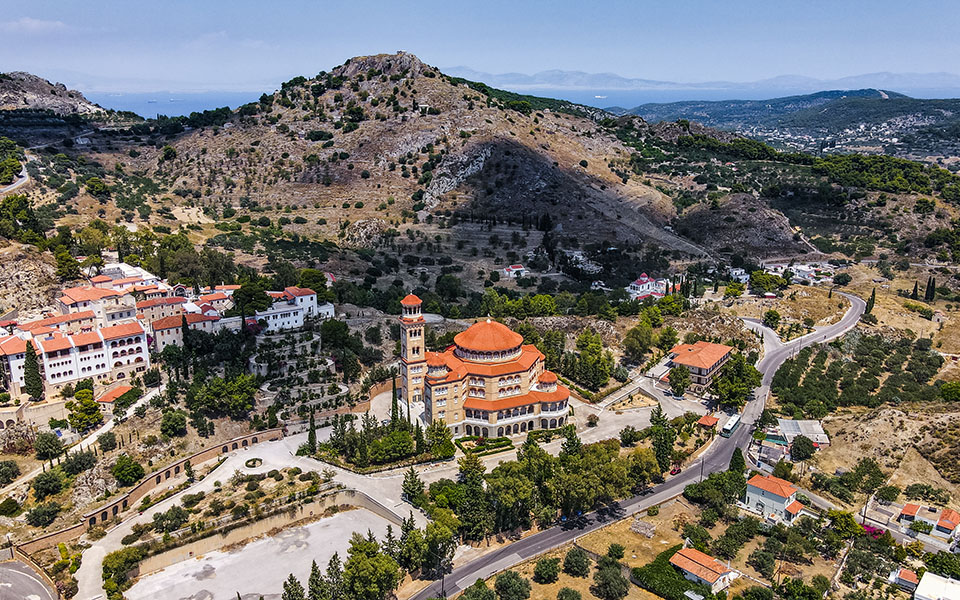 αίγινα-θετικές-στον-κορωνοϊό-μοναχές-561465193