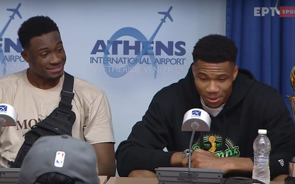 γιάννης-αντετοκούνμπο-στην-αθήνα-με-τ-561453622