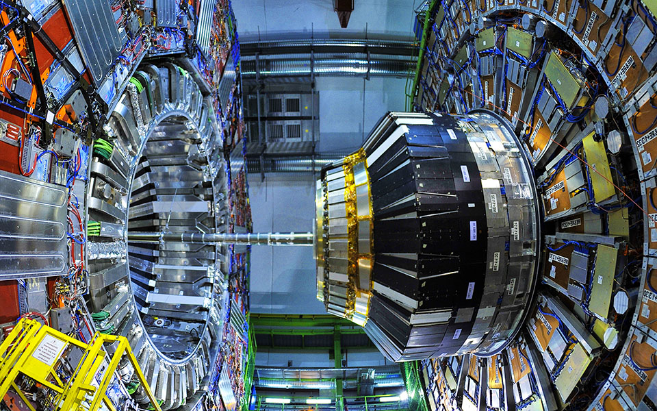 cern-ανακαλύφθηκε-σπάνιο-σωματίδιο-με-τέ-561463564