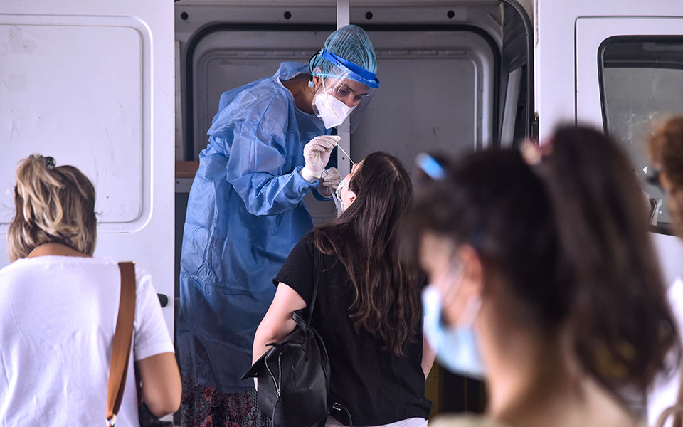 κορωνοϊός-σημεία-δωρεάν-ελέγχου-covid-την-561462388