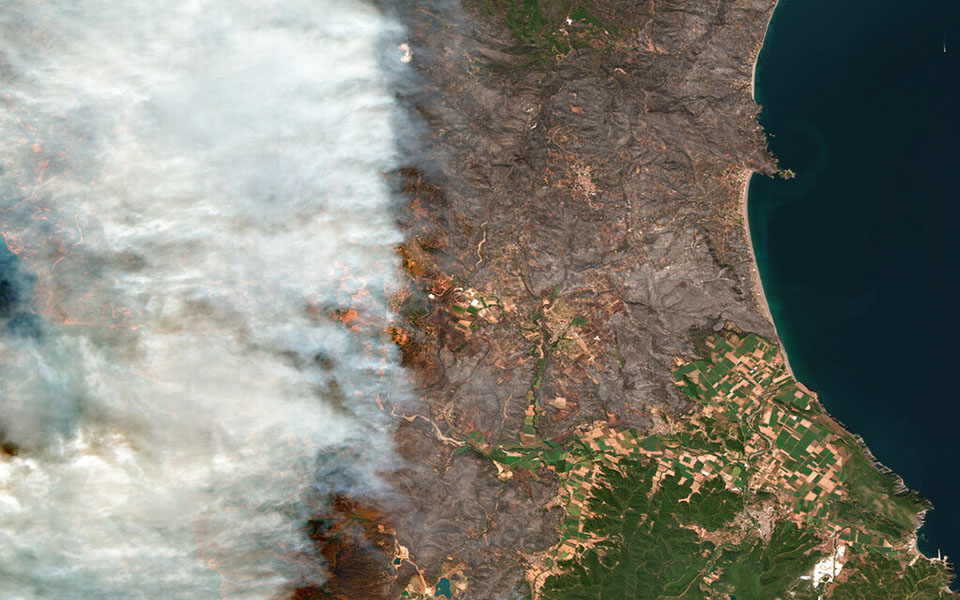 φωτιά-στην-εύβοια-σε-πύρινο-κλοιό-για-7-561461782