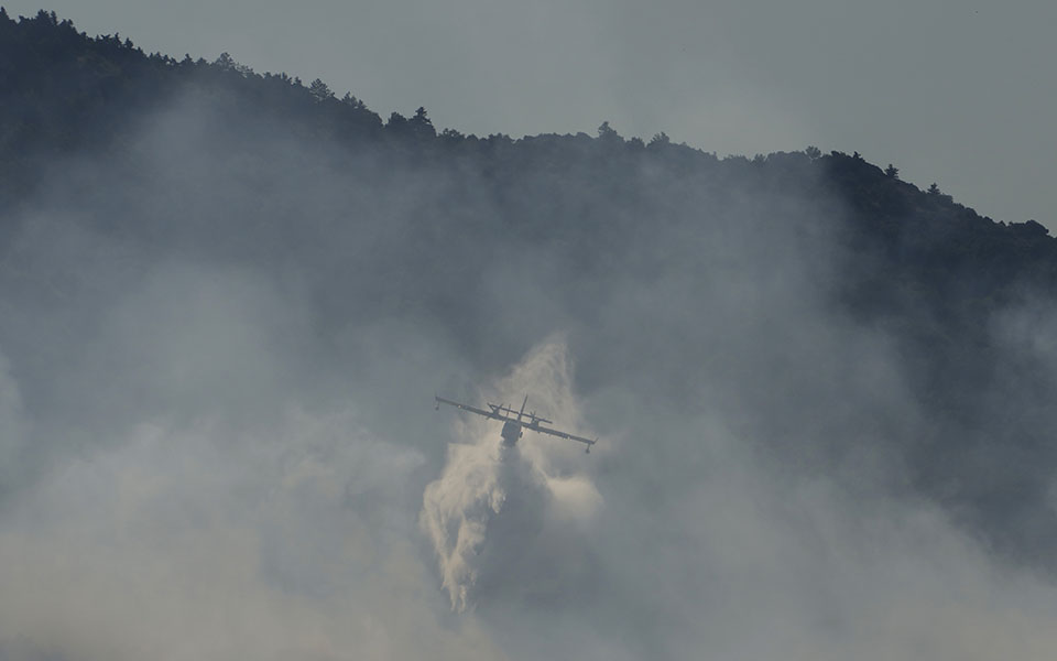 φωτιές-στην-αττική-βελτιωμένη-η-εικόν-561461377