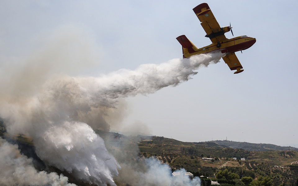 φωτιά-στη-εύβοια-απομακρύνθηκαν-85-πολί-561457369