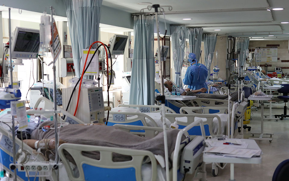 κορωνοϊός-4-206-κρούσματα-16-θάνατοι-258-στις-μ-561468292