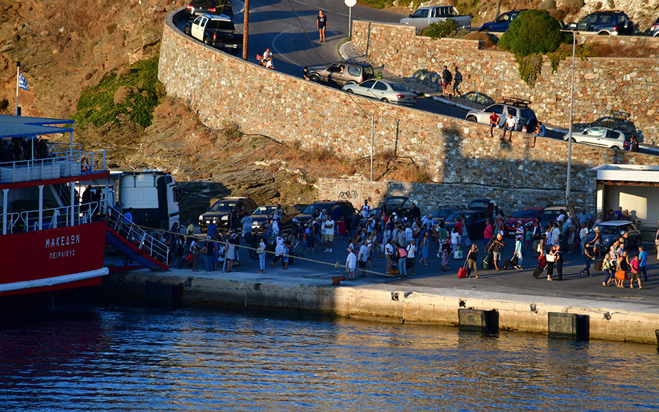 ένα-δισ-ευρώ-για-τη-θαλάσσια-συγκοινων-561479137