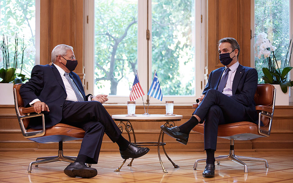 Μενέντεζ σε Μητσοτάκη: Σημαντικός διεθνώς ο ρόλος της Ελλάδας στα ζητήματα δημοκρατίας-1