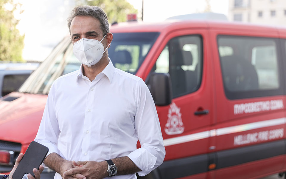 στο-συντονιστικό-στο-χαλάνδρι-και-πάλ-561461098