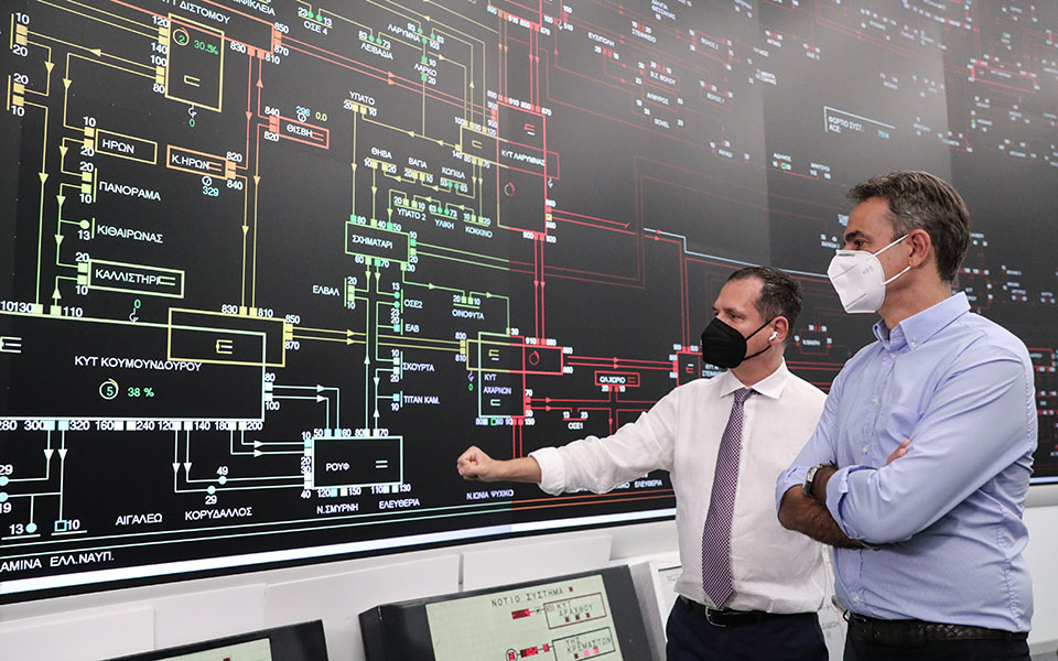κυρ-μητσοτάκης-ο-χειρότερος-καύσωνας-561454498