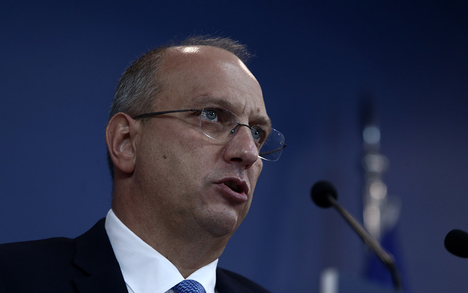 οικονόμου-για-εμβολιασμούς-η-κοινωνί-561472918