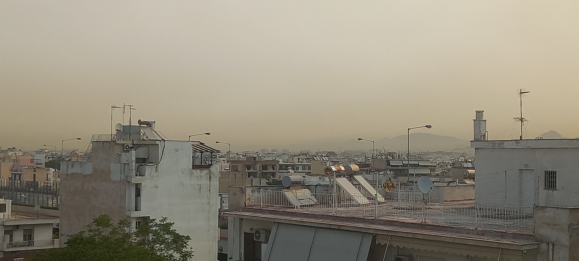 Χαμηλή η ποιότητα του αέρα λόγω των μικροσωματιδίων από τις πυρκαγιές-3