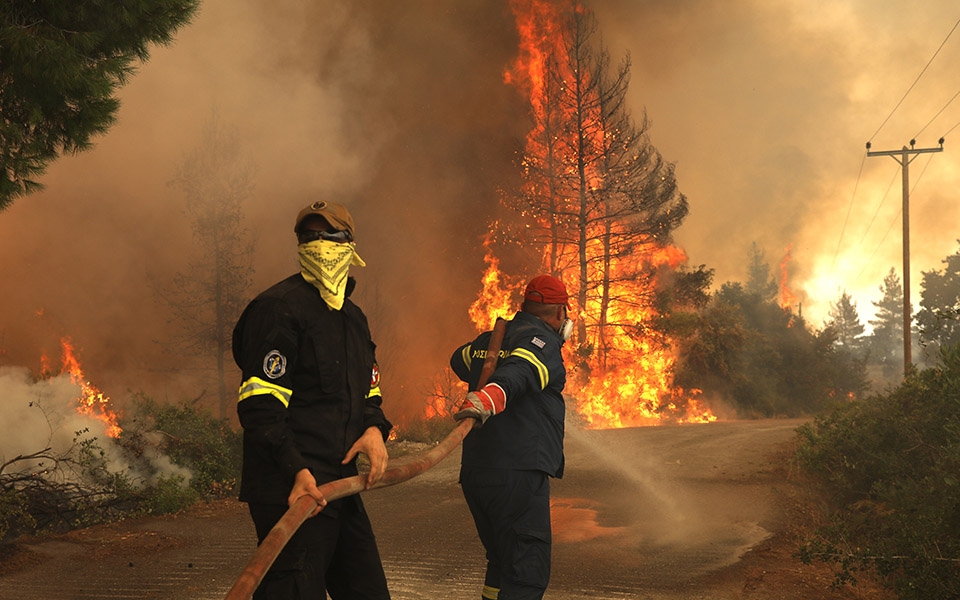 φωτιές-στην-αρκαδία-δύο-πυροσβέστες-μ-561463600